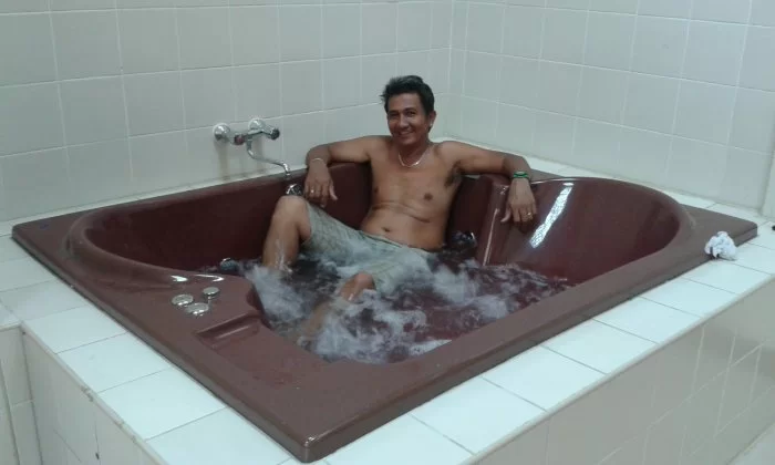 Pool2